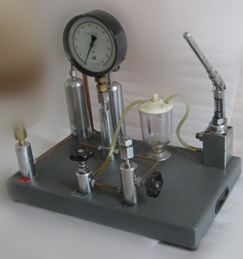 新型BBY400?氧气?压力表两用校验器